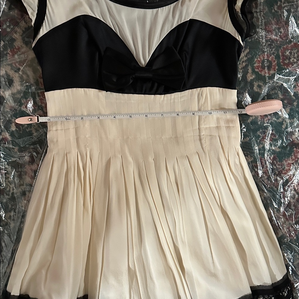 SILK BEBE DRESS - Picture 9 of 10